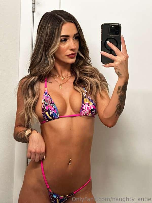 How much do you enjoy seeing my bikini pics? 🥰