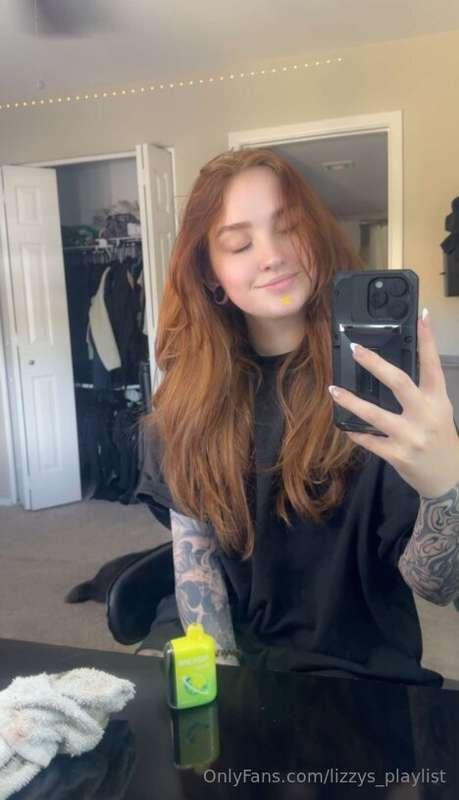 lazy day hair n oversized tee energy ❤️ felt kinda cute like..
