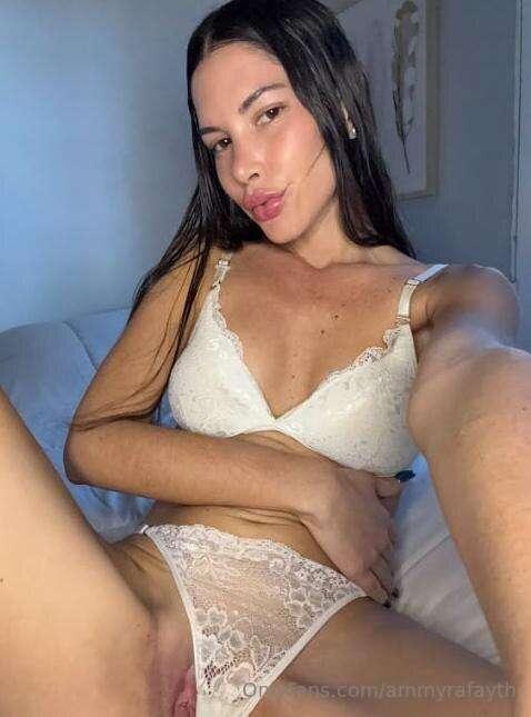 🌸 @alyssa_11 🌸A glorious babe with a pussy that you want to ..