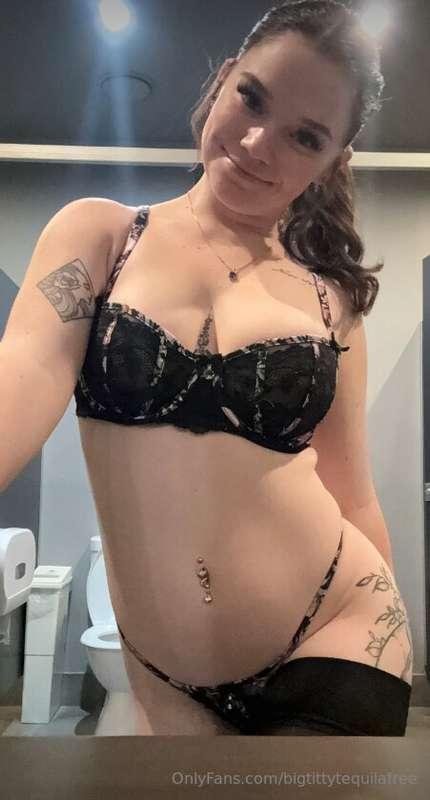 I’m craving some attention… are you ready to give it to me? ..