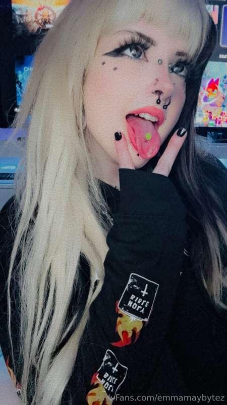 emmamaybytez image #3