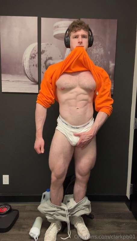 Locker room pics >>>