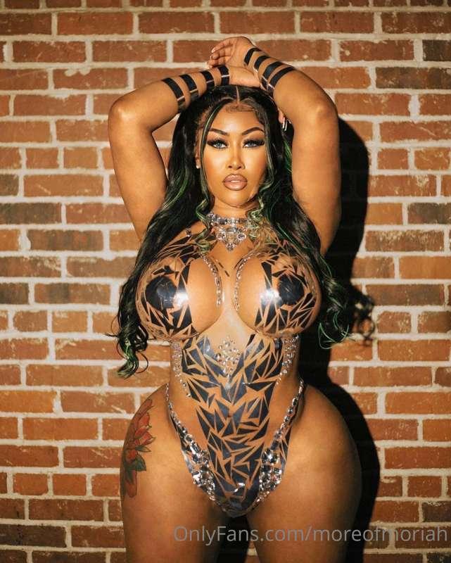 Do you like playing naughty games with me at night? 🥵 I'm wa..