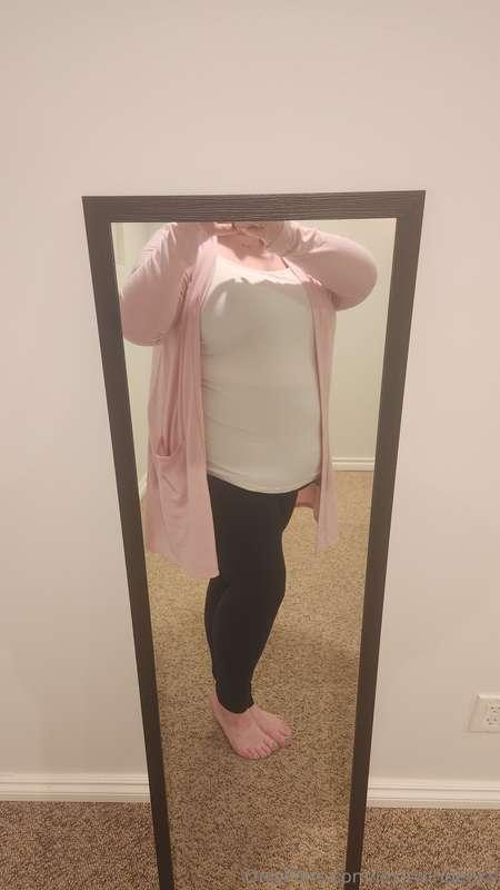 OOTD! Scroll to see what's under it 😉