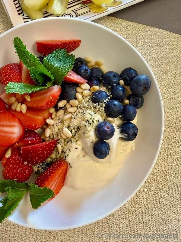 Monday is stress-free if you start it off with a delicious a..