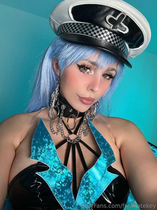 Wanna have a dommy mommy? 👀 Esdeath succubuss is a project I..
