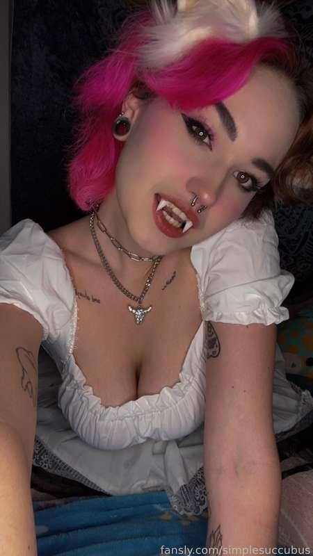 simplesuccubus image #2