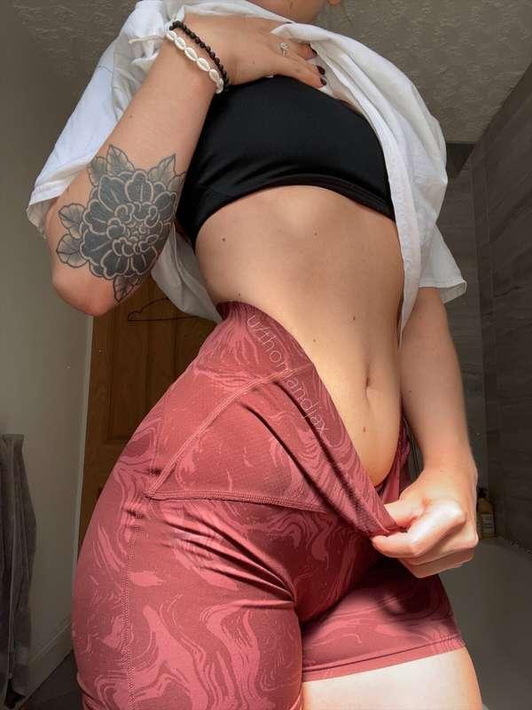 I ordered some new gym shorts and I'm in love with them! 💕 W..