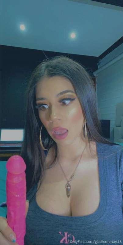 I want all your cum in my mouth 
quiero todo tu semen en mi ..