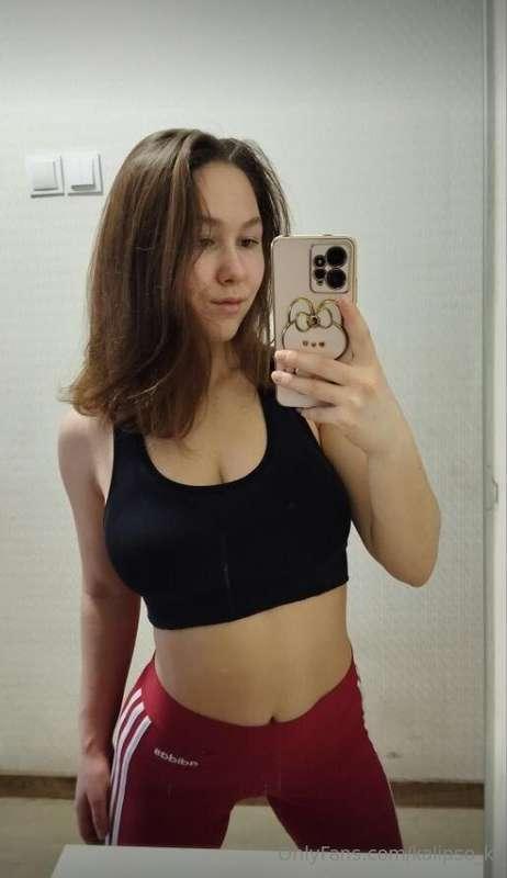 @kate_lover Hottest girl you ever met in your life🔥🔥😍
Send y..