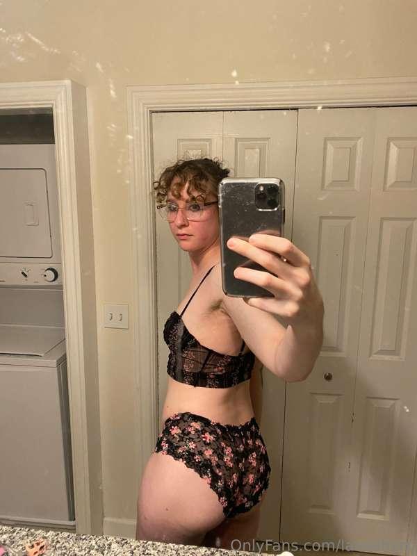 Hi