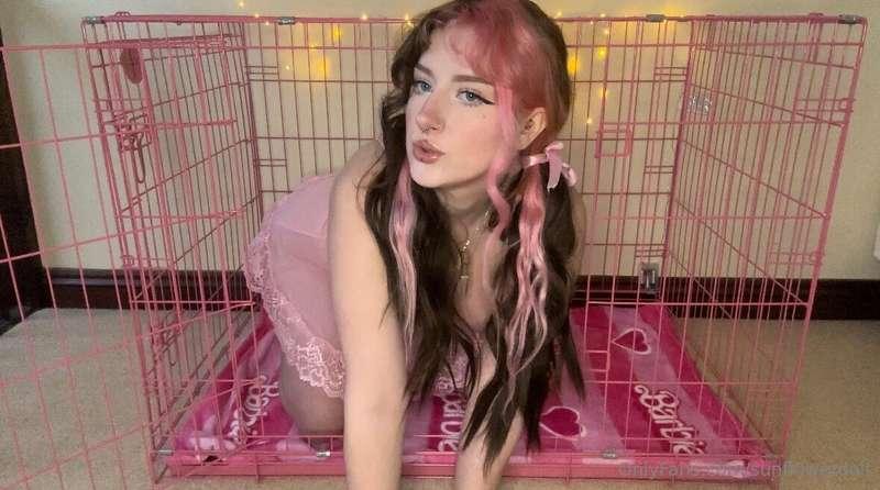 Who's excited for caged content!! 🎀🫶🏻

Drop any fun ideas 👇🏻..