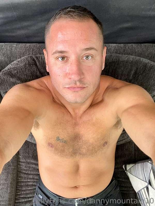 😘