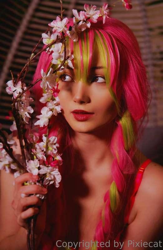 flower girl 🌸💮