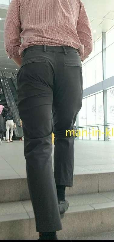 His name is Alex and he has a tight butt, his underwear brie..