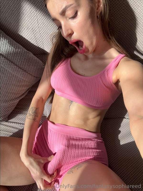 🟢FREE subscription🟢 🤤 She loves being played with her firm b..