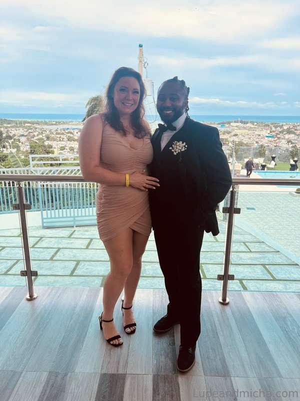 A couple pics from last months wedding we went to. We clean ..