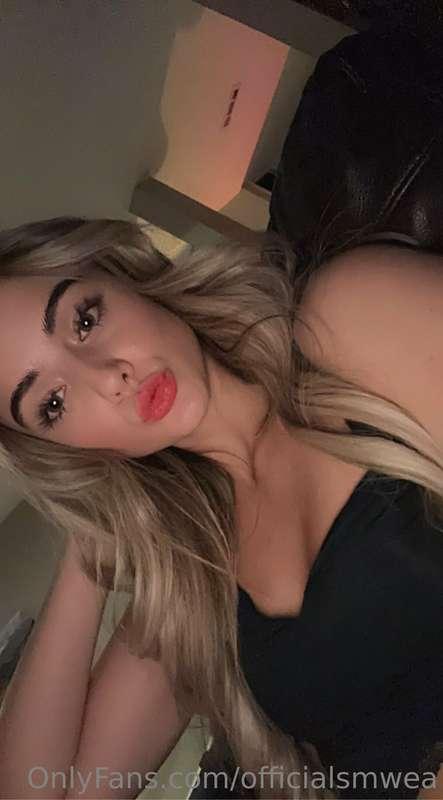 should i go back to being blonde?🙈