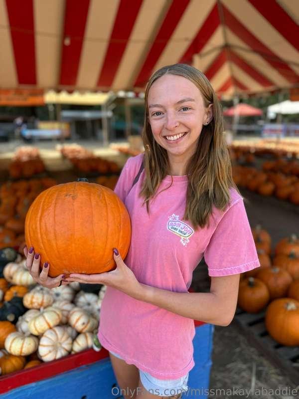 Halloween is my favorite holiday 🎃👻