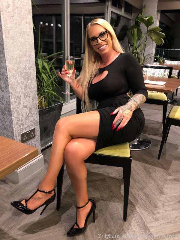 Good afternoon 🖤