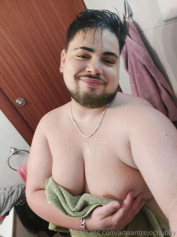 adriantrejochubby image #2