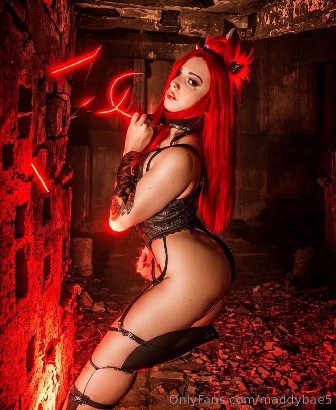 Hotter than hell 🥵🥵🥵🔥
