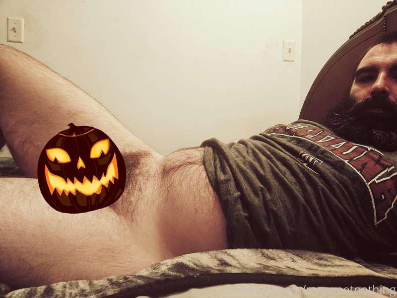 Unlocking this pic will reveal more about me than just what'..