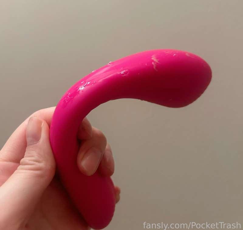 last night was so. fucking. hot. i haven’t felt so soaked in so long 🥵

the video/photo don’t even show just how wet i really was 🙈 i took the toy out and my cum dripped onto the floor 🙈

✨ #cum #girlcum #aftermath #toys #sextoy #creamycum #asian #fyp ✨