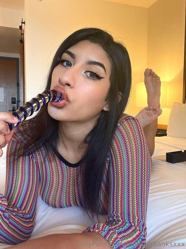 stick this toy up my ass daddy