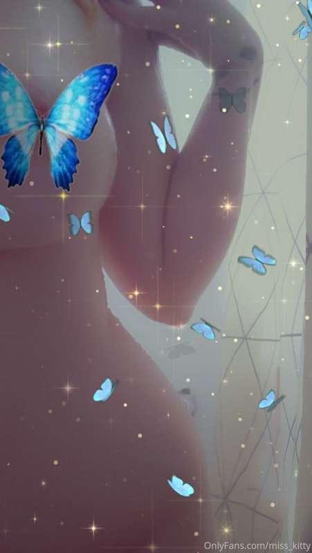 Shower time 🦋