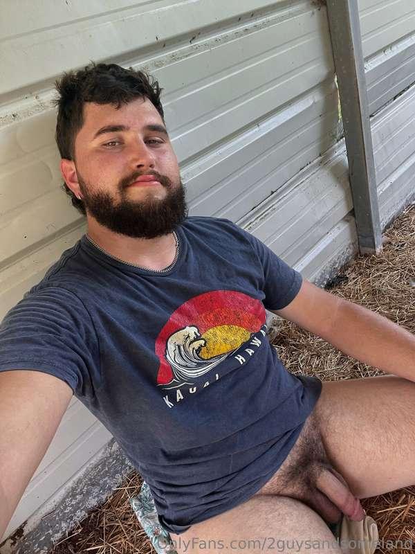 Love showing off the man I get to touch anytime I want 🥵