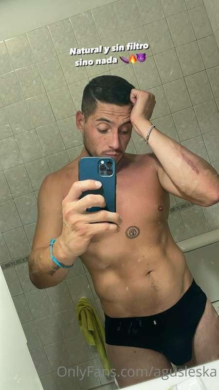 Déjame una propina y te mando video de cómo me masturbo y ac..