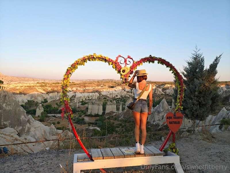 Questa la chiamano la LOVE VALLEY❤️ lo sapete perché?? Dalla..