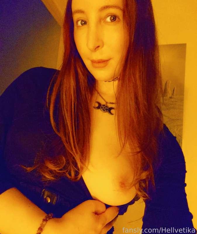 hellvetika image #6