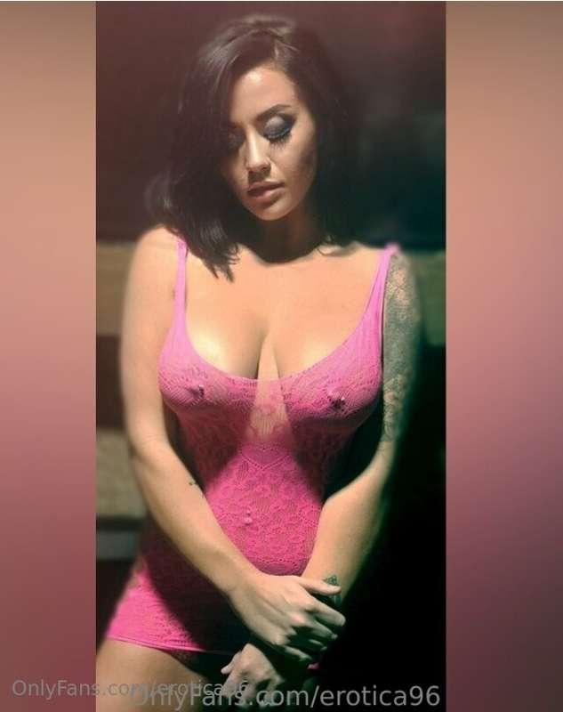 Just rip my lingerie off already 🩷