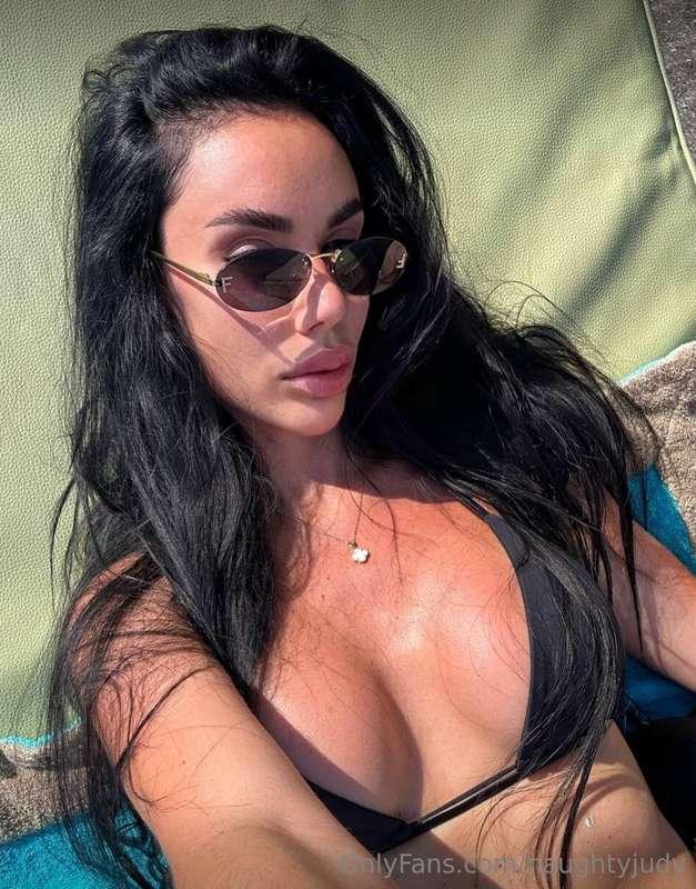 🔥 STOP SCROLLING 🔥@alinaboobsShe's waiting for you @alinaboo..
