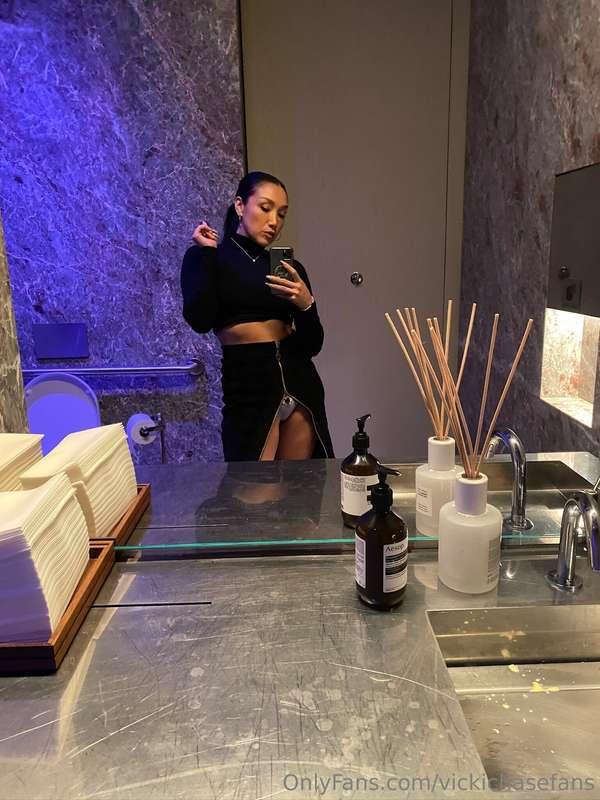 Papi don't forget to join my premium page 😋 Order customs, w..