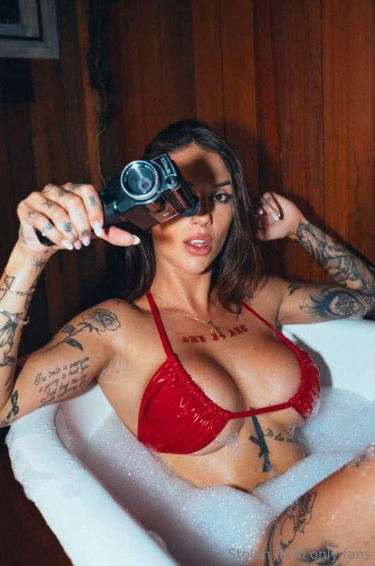ready to dive in? i'm here.. waiting for you 😉