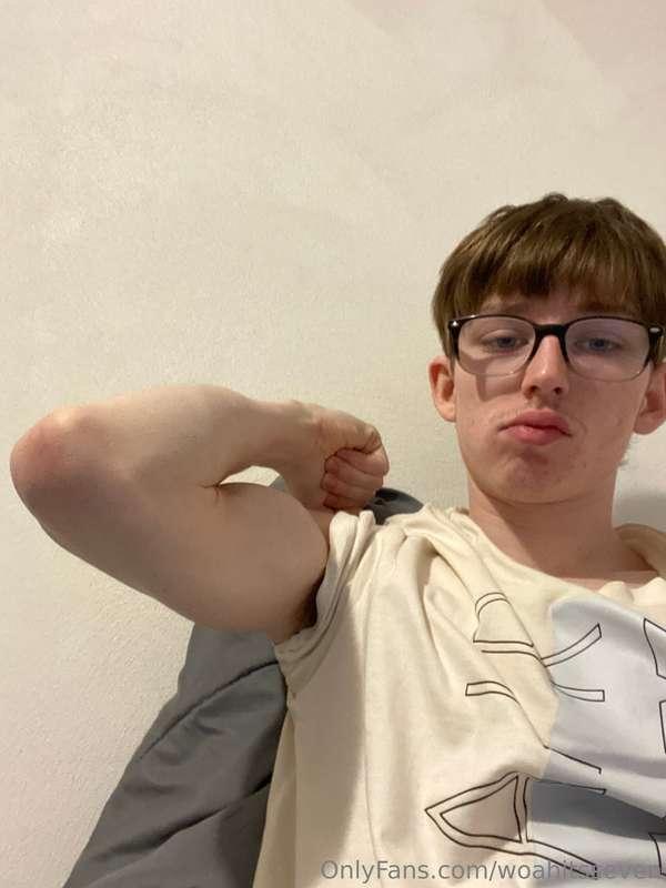 woahitsseven image #5