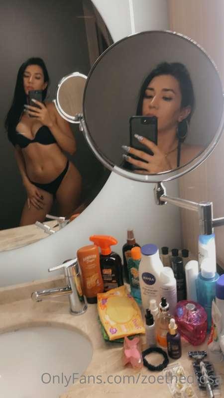 Mirror, mirror on the wall 🤩❌❌❌