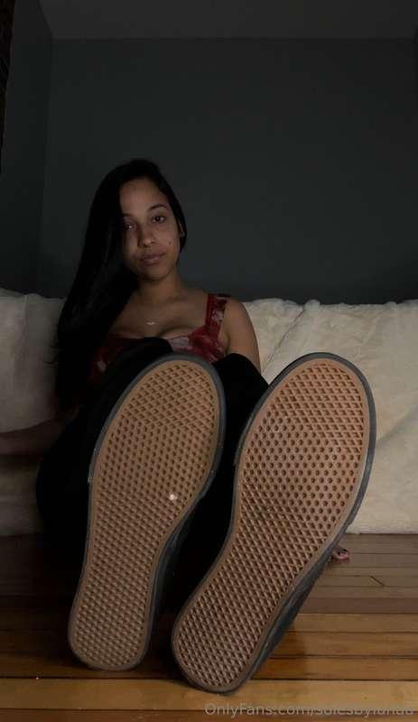 Fuck My Vans 🐳 ~ imagine your latina gf making you put your ..