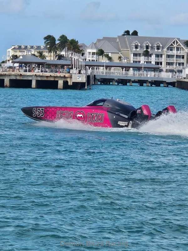 demon.bikini.racing.team image #0