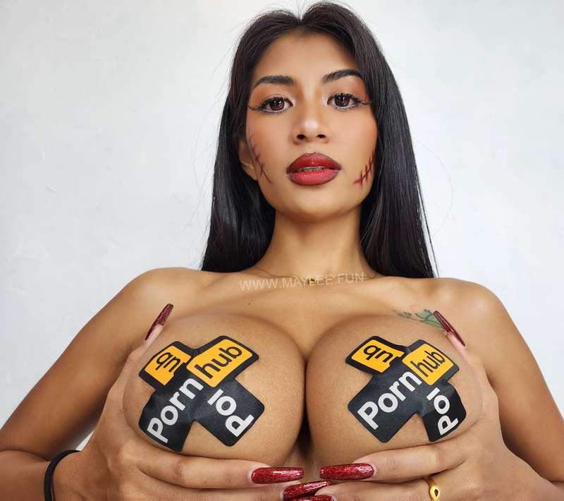 I'm curious, how many breasts-men are in here! Vote below if..