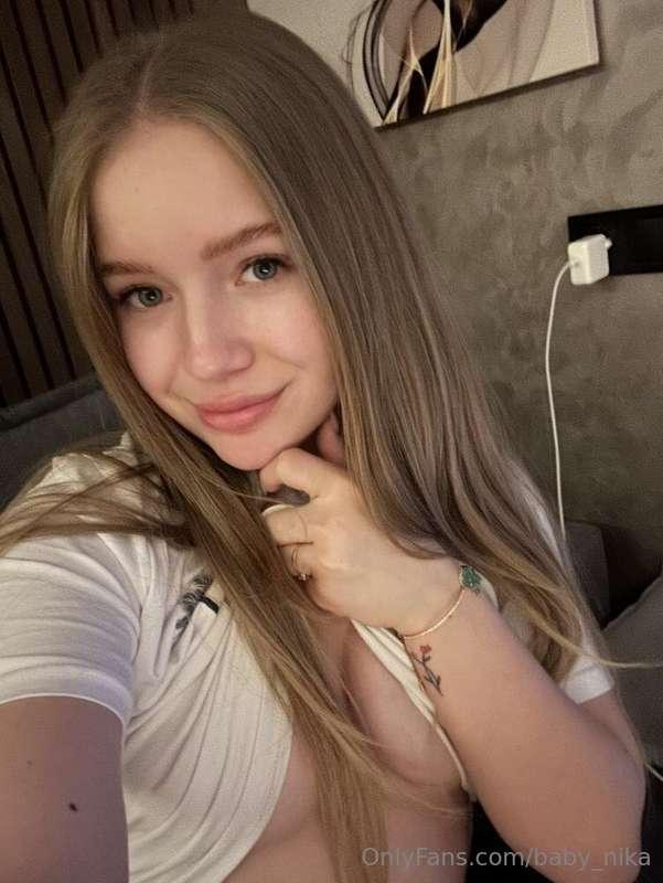 @bunnybytee waits for you on her page 🥵 Welcome to your dail..