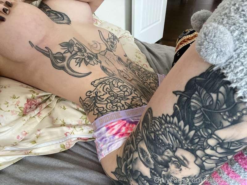 This virus got my next giant thigh tattoo canceled so now I ..