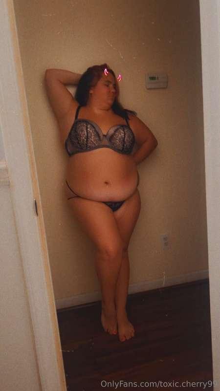 toxic.cherry99 image #0