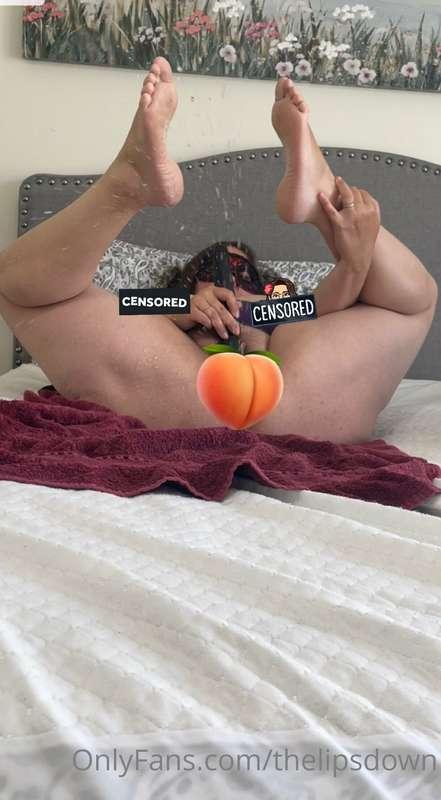 New squirt video! Kinda messy, I’m doing the laundry 🧺 from ..