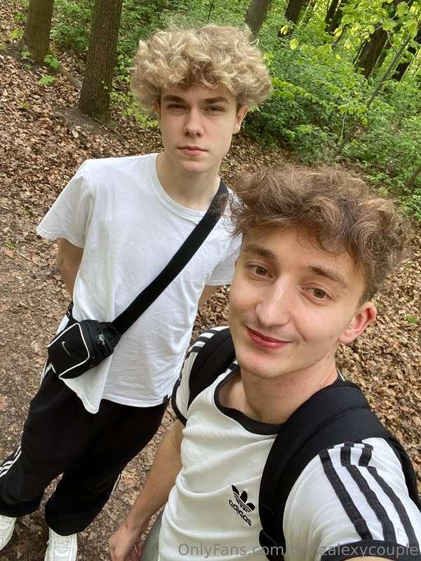 Come for walk to forest with us ☺️😊🌲👬🌲