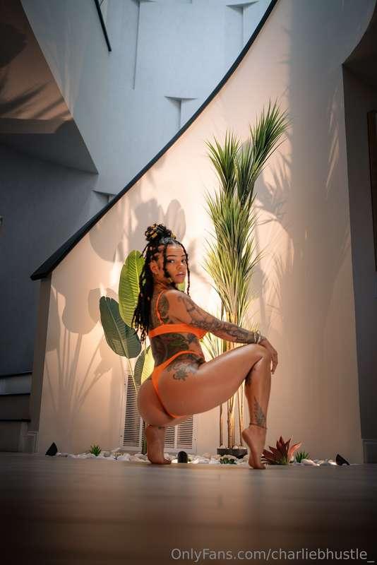 Good Morning 😍😍😍😍 you all saw it first 🧡