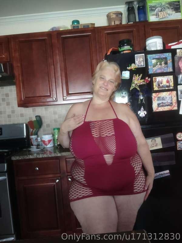 Hi my loves 💓 I see you enjoying my pics👿
Love all the comme..